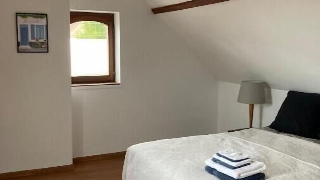 Photo of Bedroom in Courcelles-le-Comte