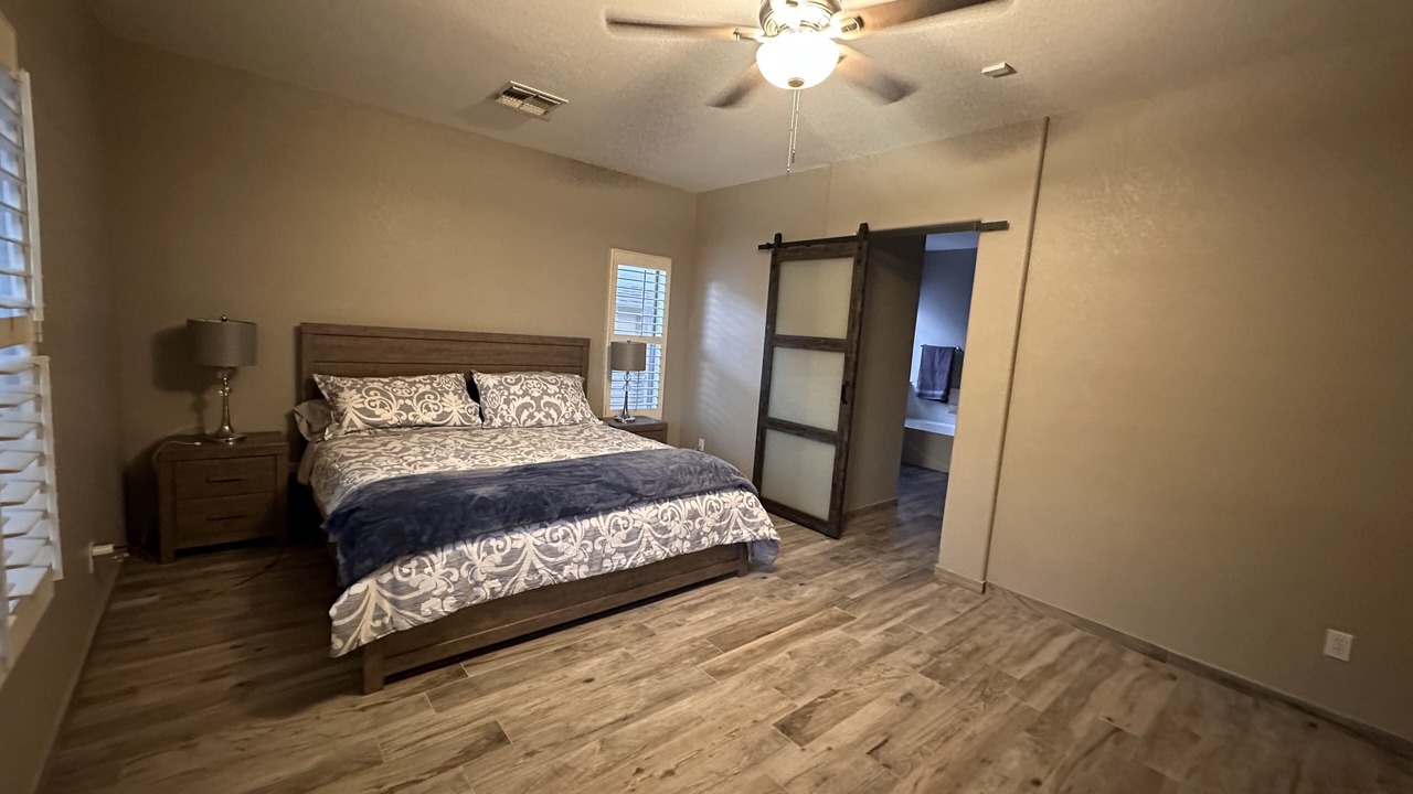 Photo of Bedroom in Litchfield Manor