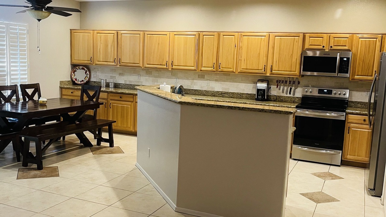 Photo of Kitchen in Litchfield Manor
