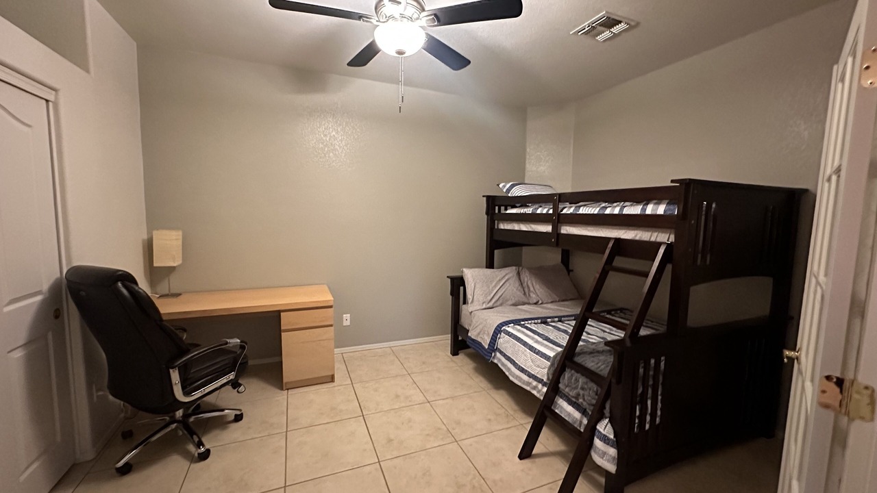 Photo of Bedroom in Litchfield Manor