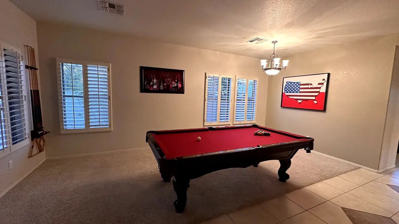 Photo of Bedroom in Litchfield Manor