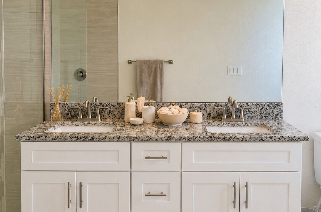 Photo of Bathroom in Jacarandas