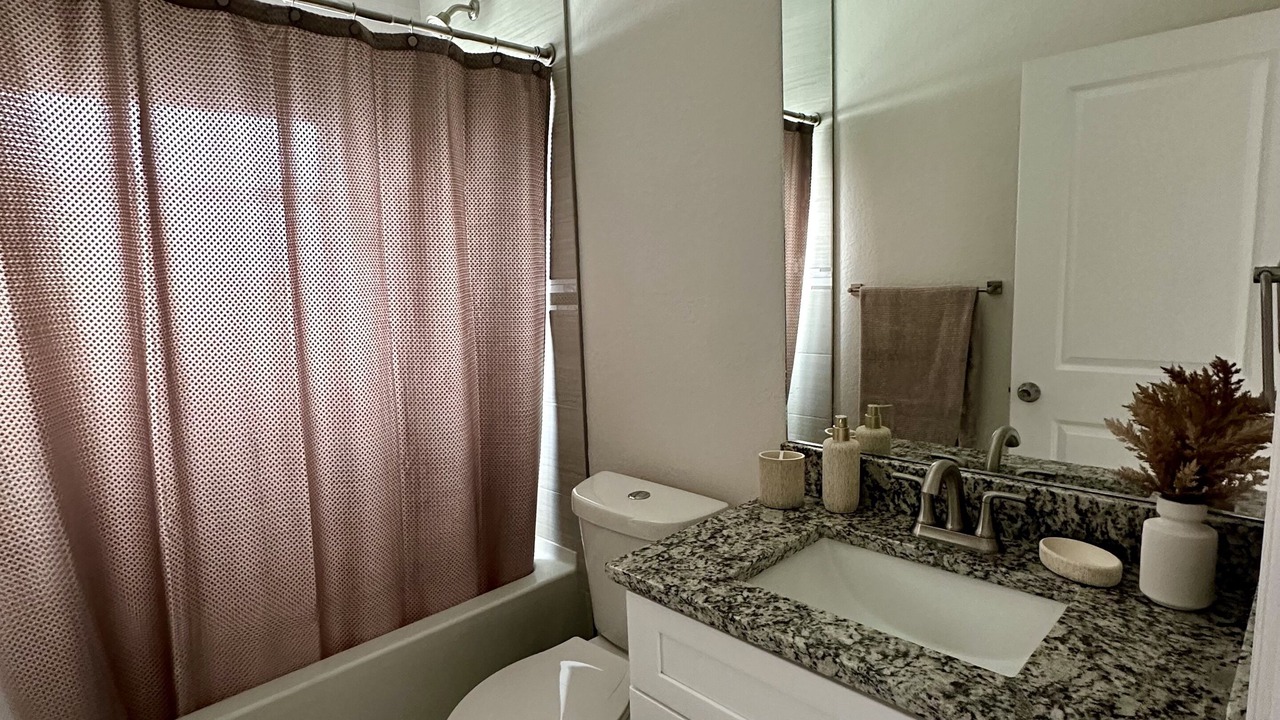 Photo of Bathroom in Jacarandas