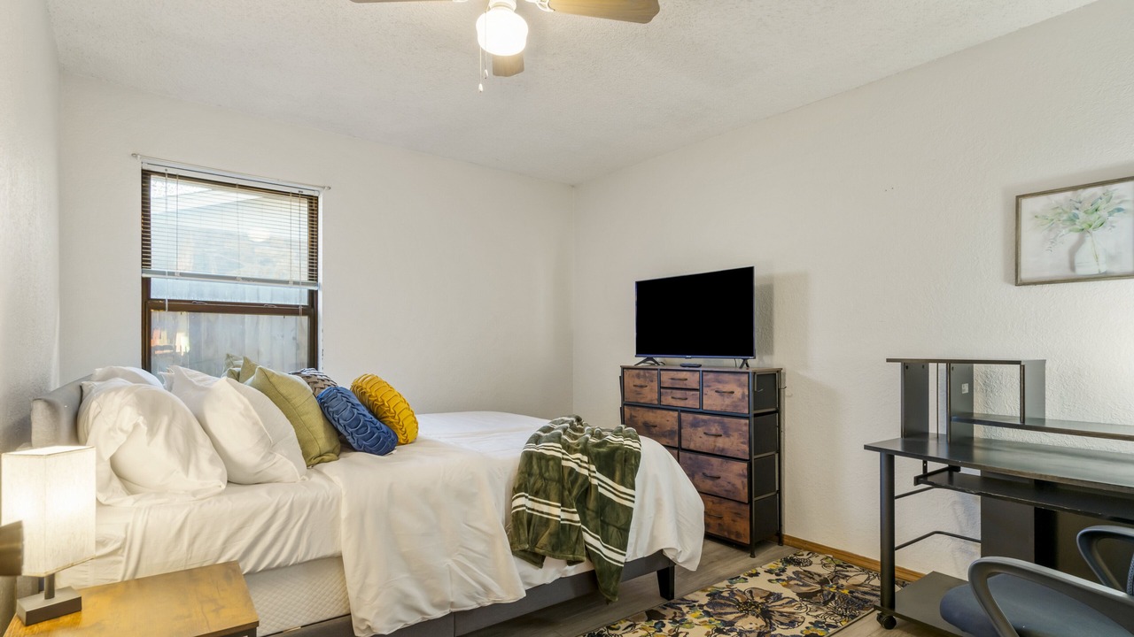 Photo of Bedroom in Jenks