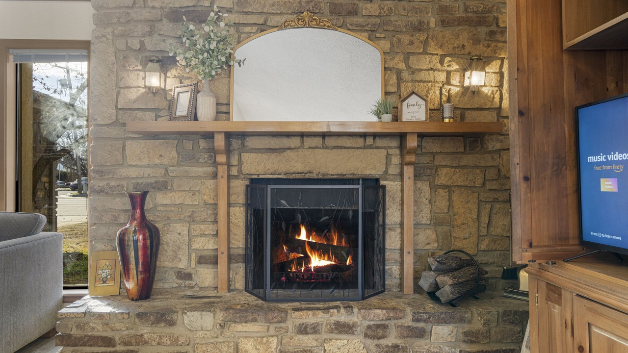 Photo of Livingroom in Jenks