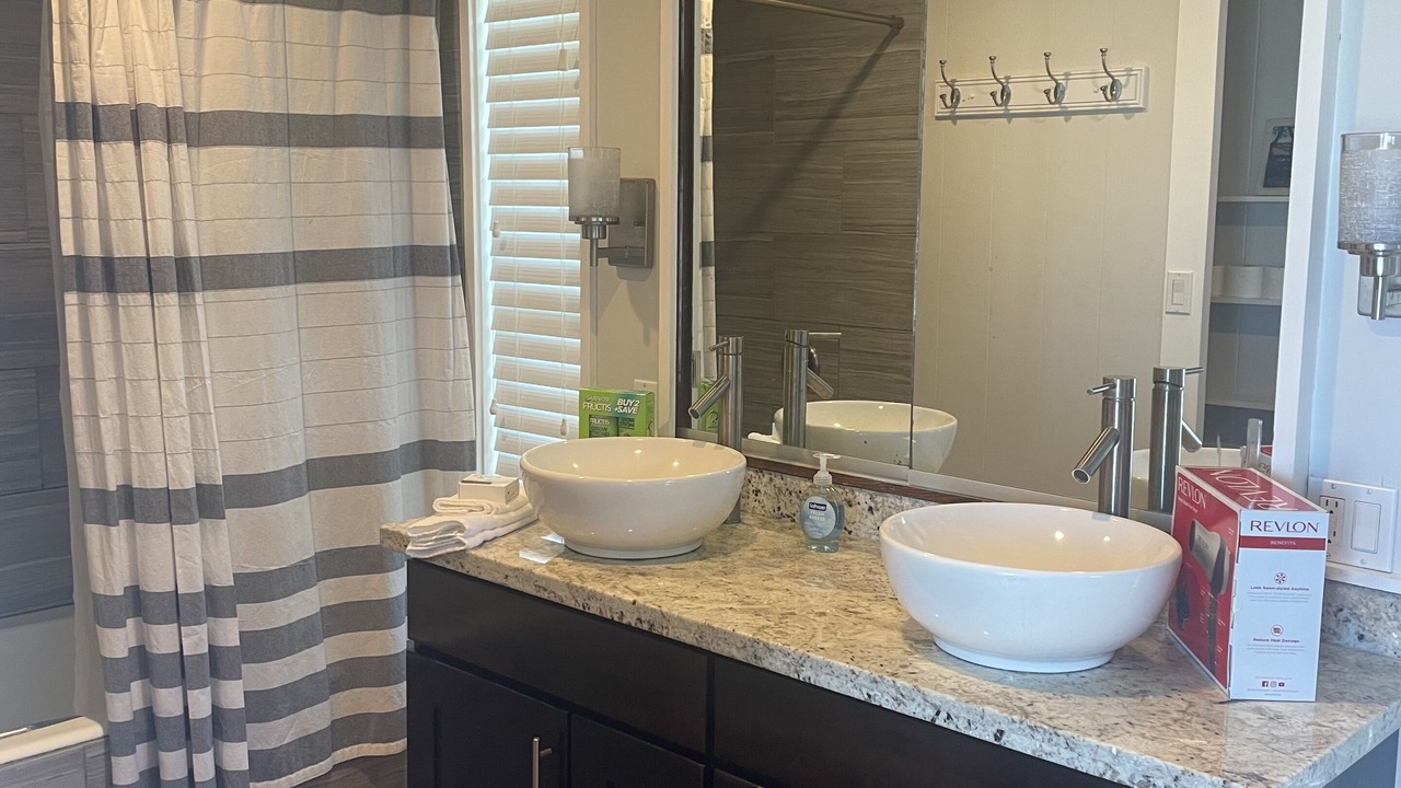 Photo of Bathroom in Hilo