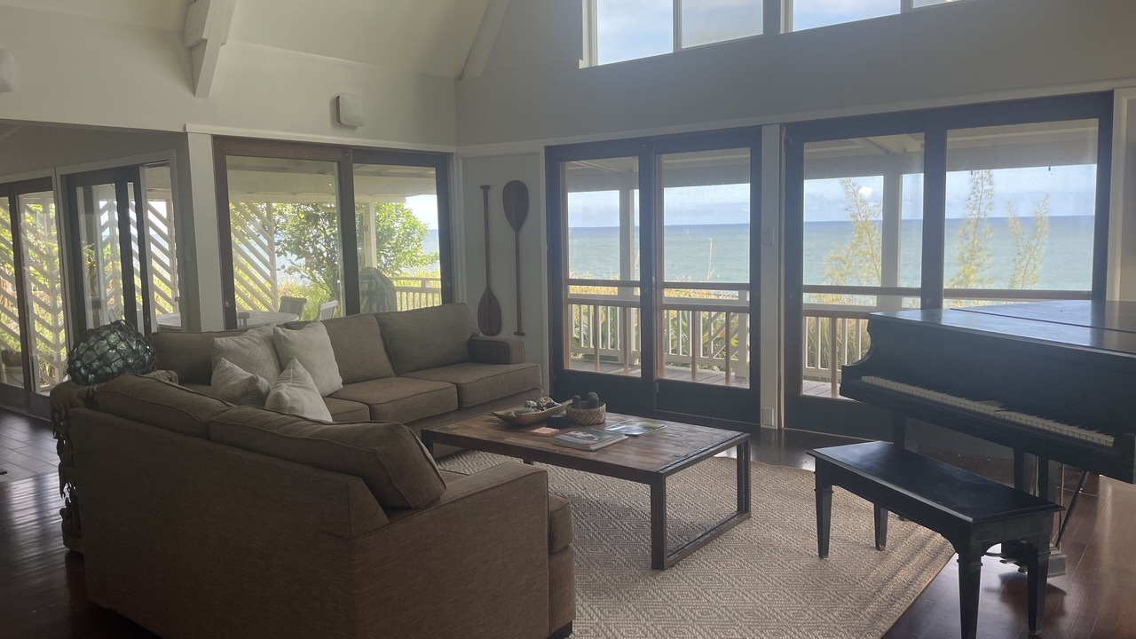 Photo of Livingroom in Hilo