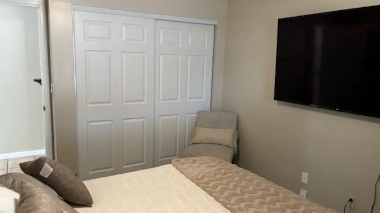 Photo of Bedroom in Bearss Plaza