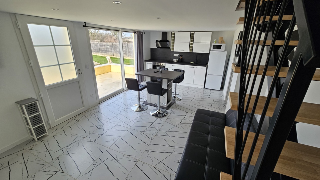 Photo of Others in Priay