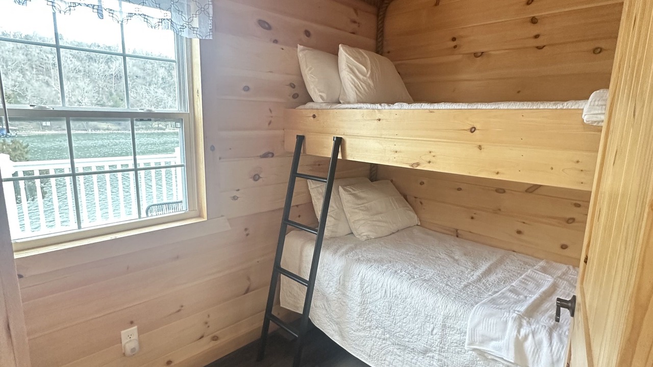 Photo of Others in Roach