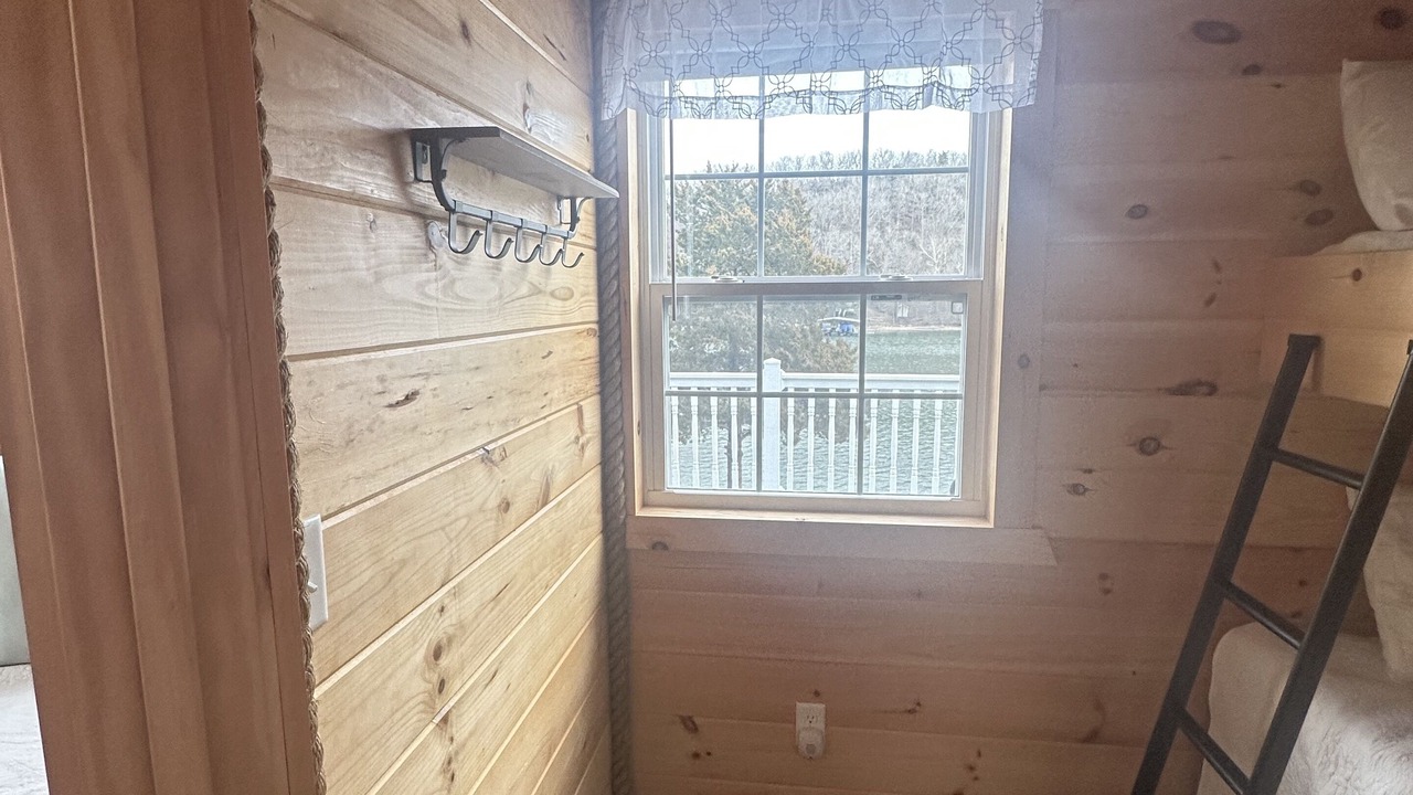 Photo of Others in Roach