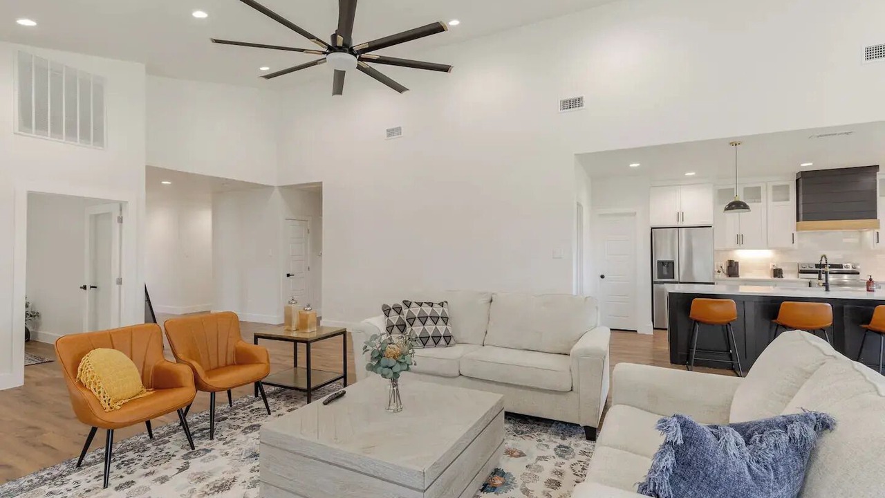 Photo of Livingroom in McKinney