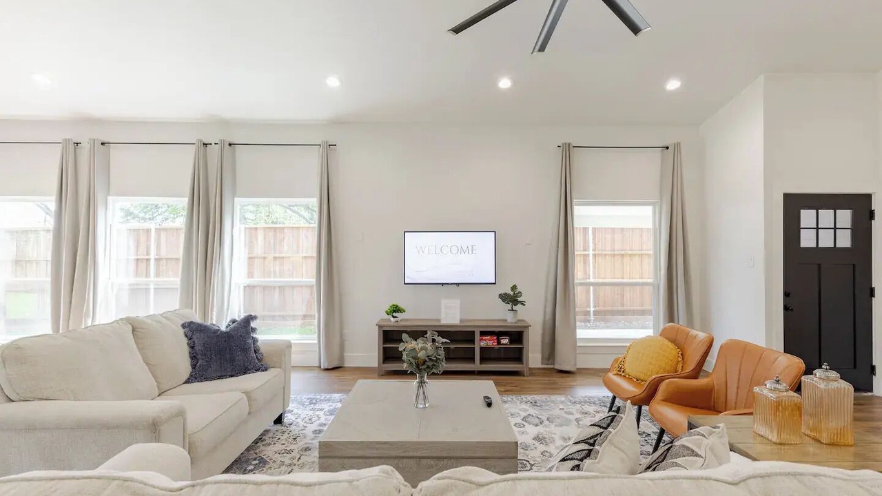 Photo of Livingroom in McKinney