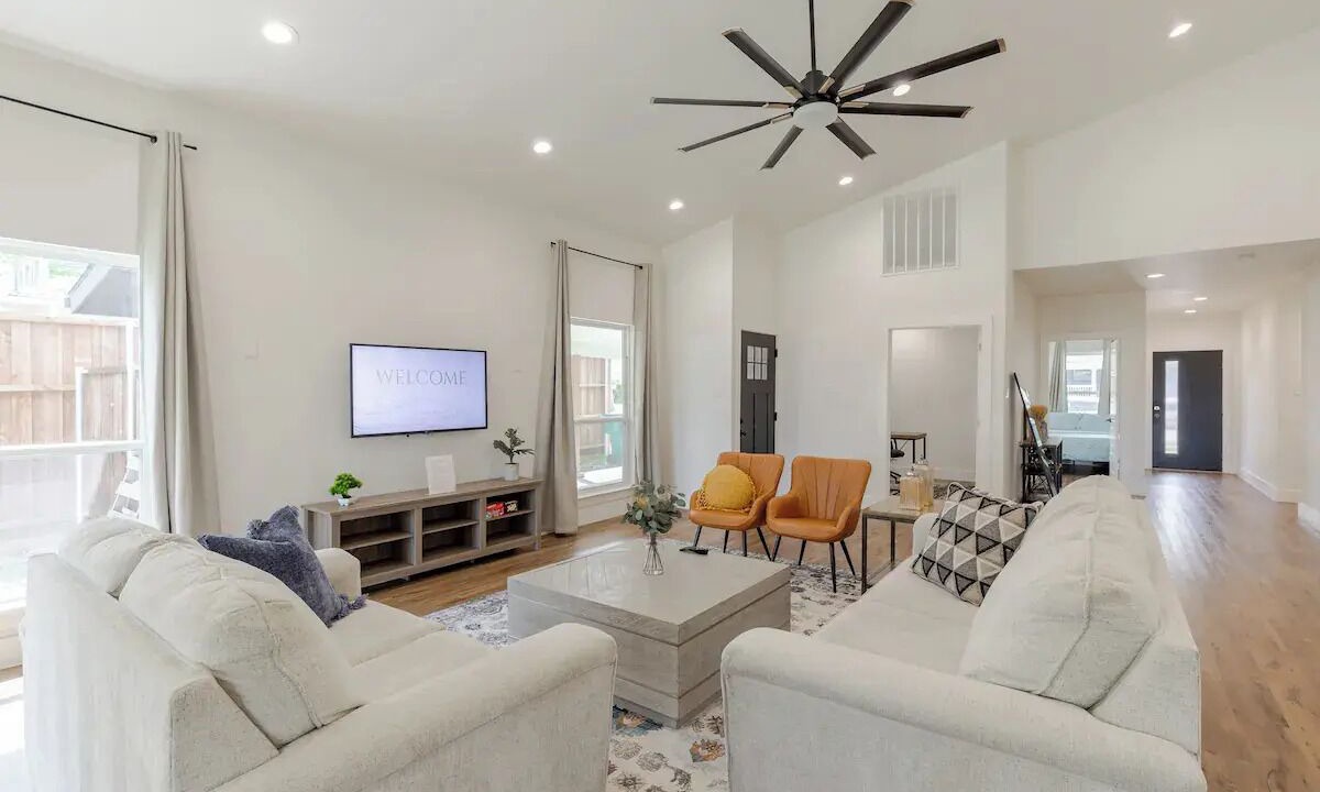 Photo of Livingroom in McKinney