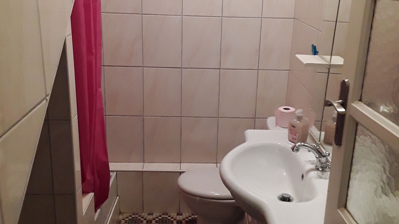 Photo of Bathroom in Lagarde