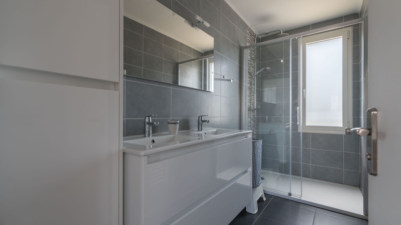 Photo of Bathroom in Saint-Marc-sur-Mer