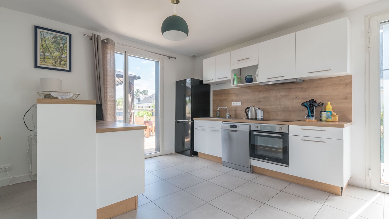 Photo of Kitchen in Saint-Marc-sur-Mer