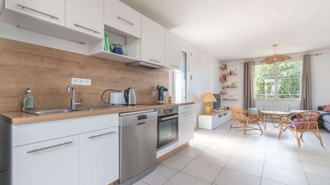 Photo of Kitchen in Saint-Marc-sur-Mer