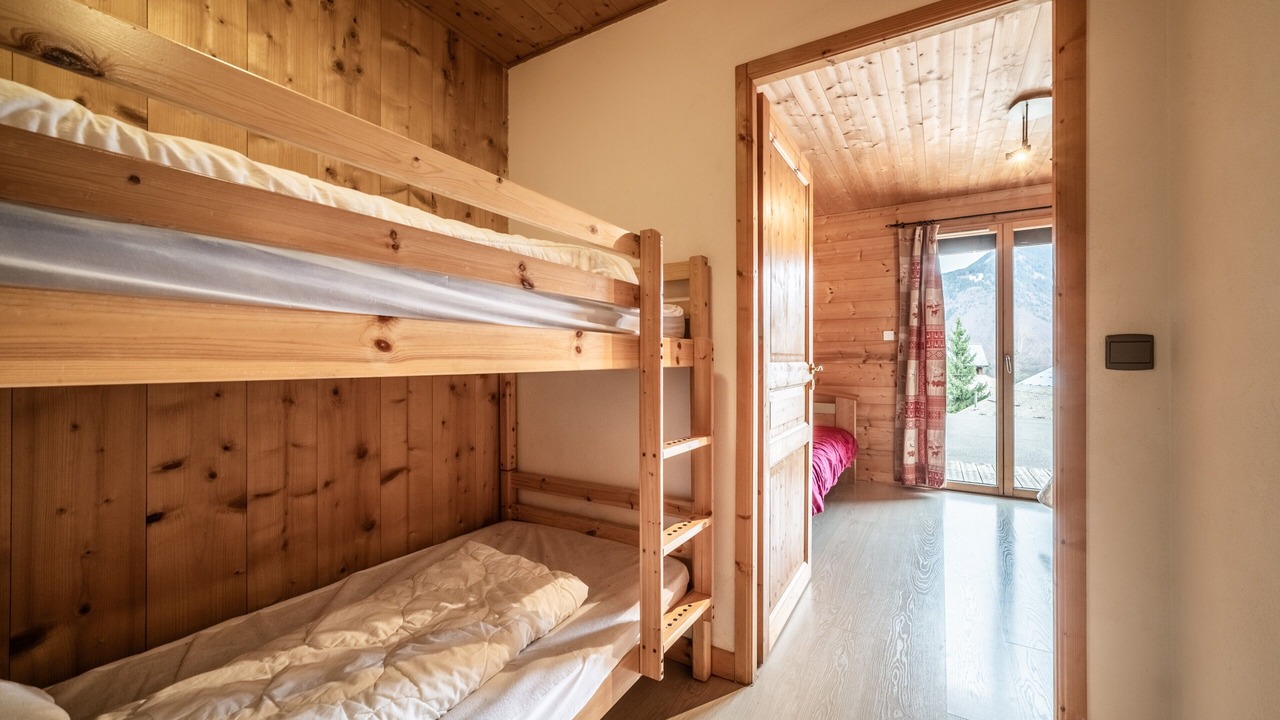 Photo of Bedroom in Saint-Jean-dʼAulps