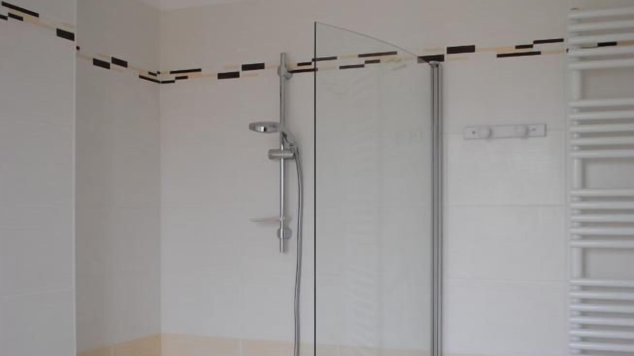 Photo of Bathroom in Bouy