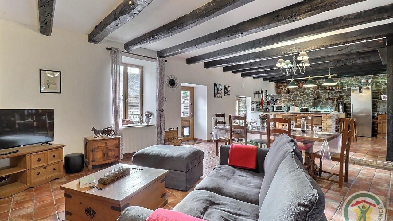 Photo of Livingroom in Pleine-Fougeres