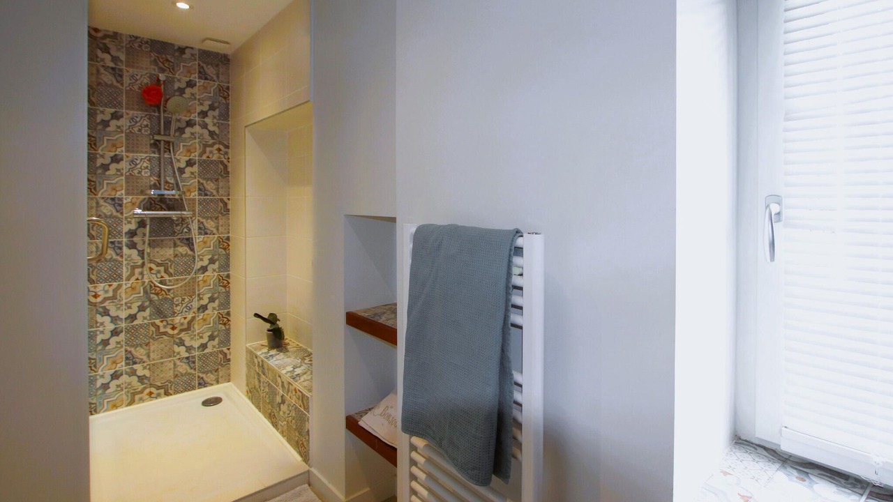 Photo of Bathroom in Colonzelle