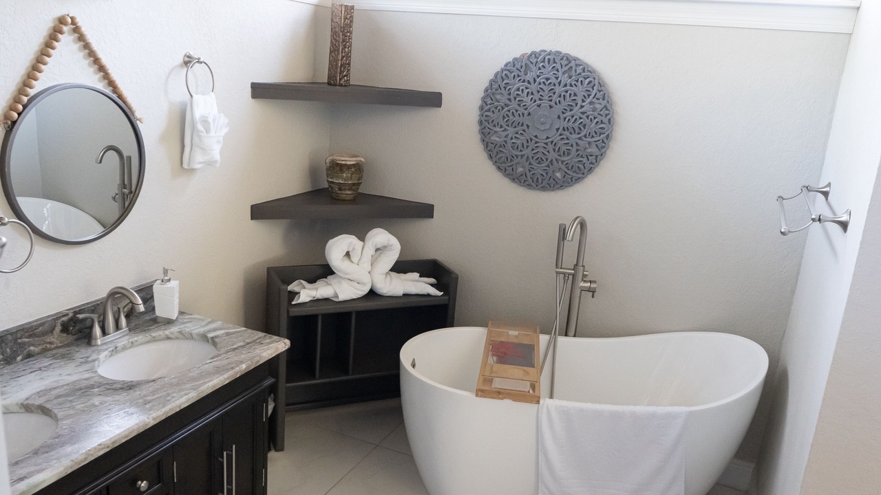 Photo of Bathroom in Beach Park