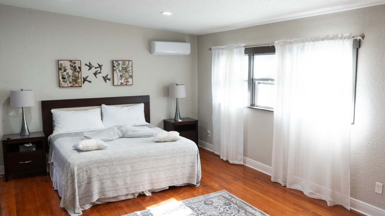Photo of Bedroom in Beach Park
