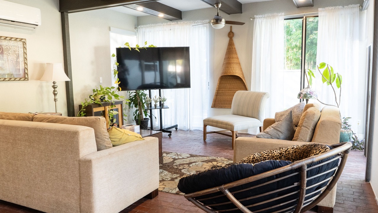 Photo of Livingroom in Beach Park