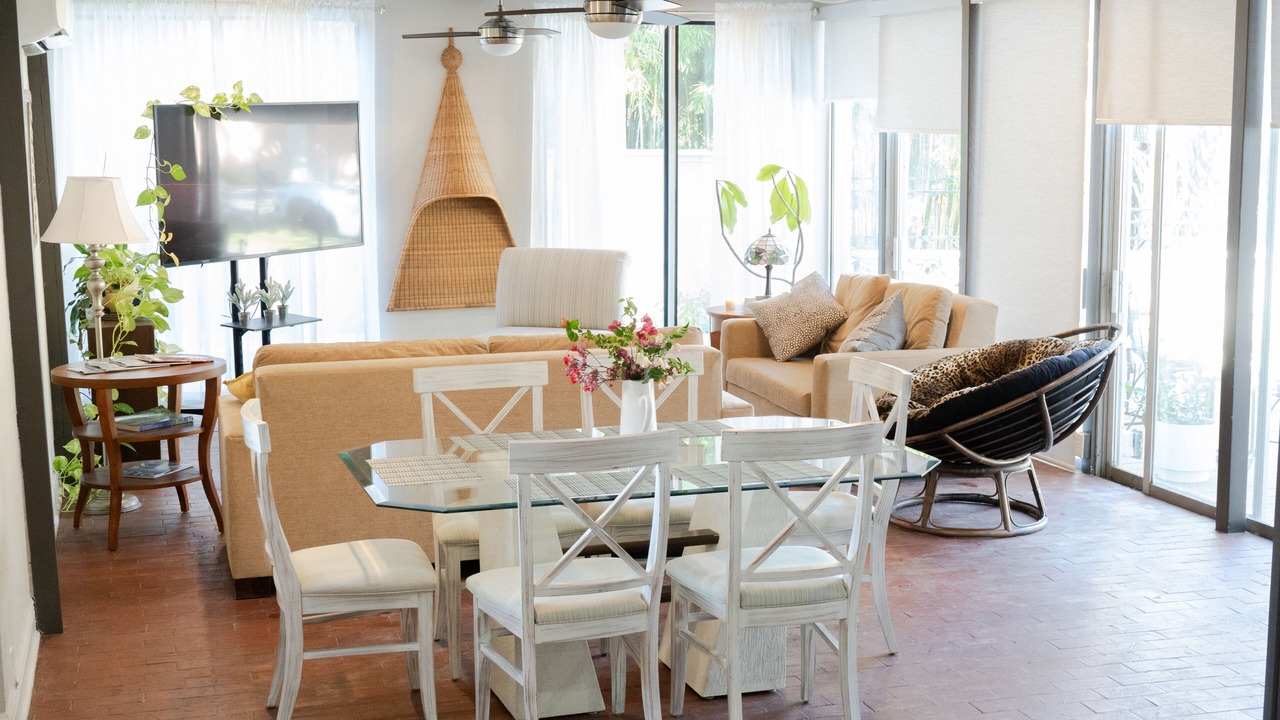 Photo of Livingroom in Beach Park