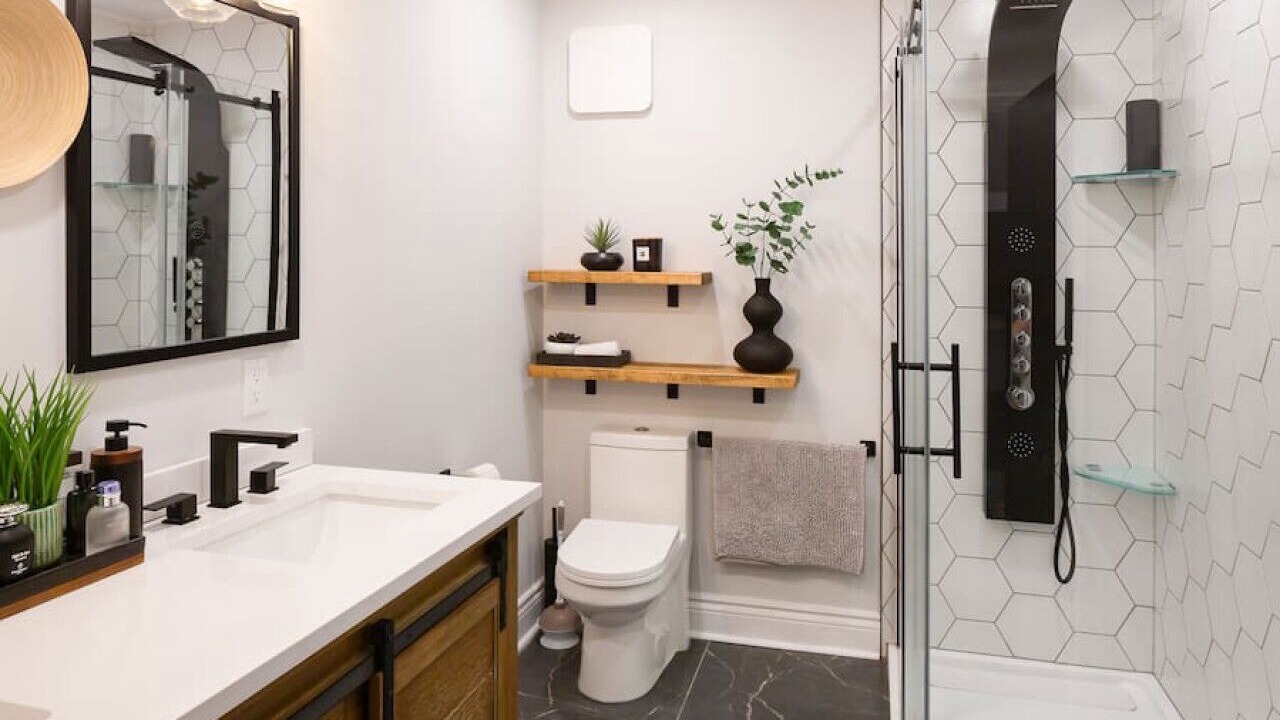 Photo of Bathroom in Montcalm