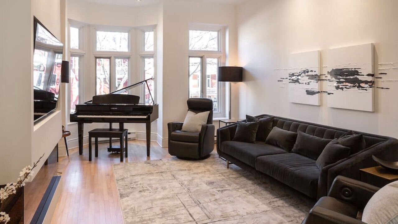 Photo of Livingroom in Montcalm
