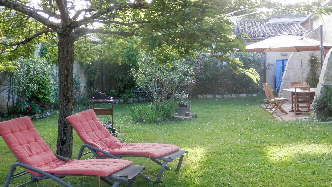 Photo of Others in Doulezon