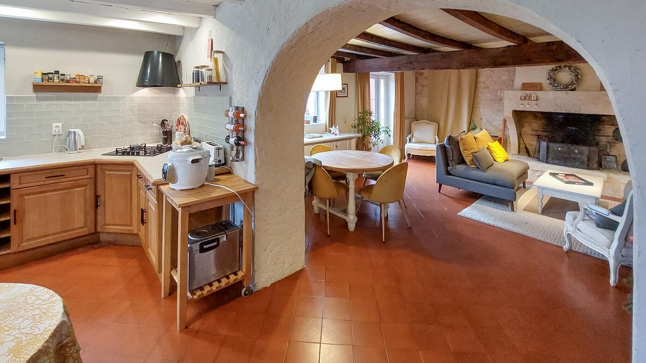 Photo of Others in Doulezon