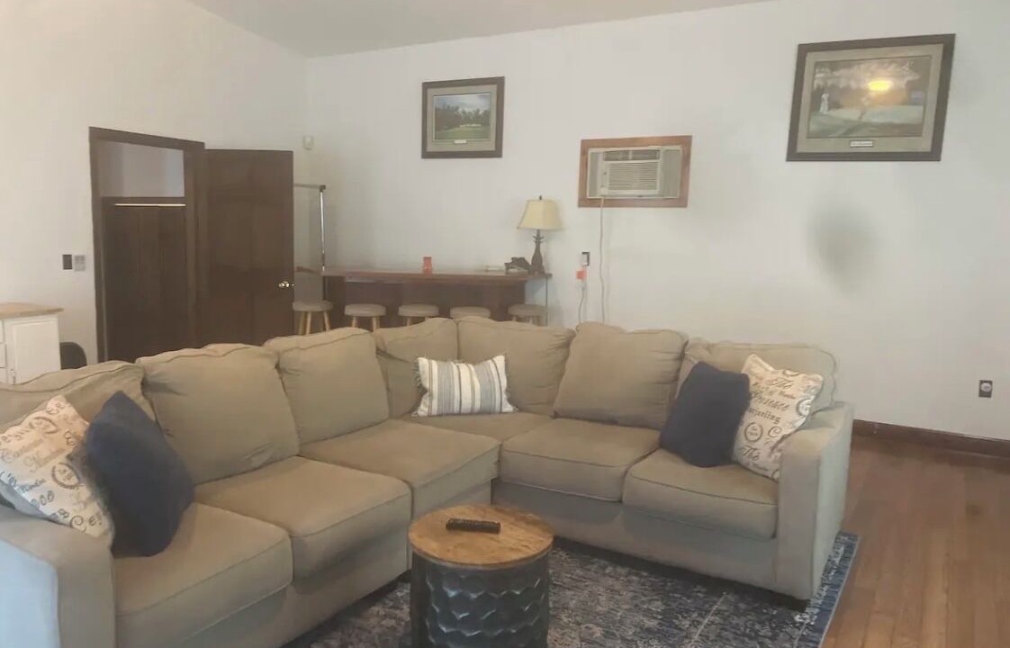 Photo of Livingroom in Baxter