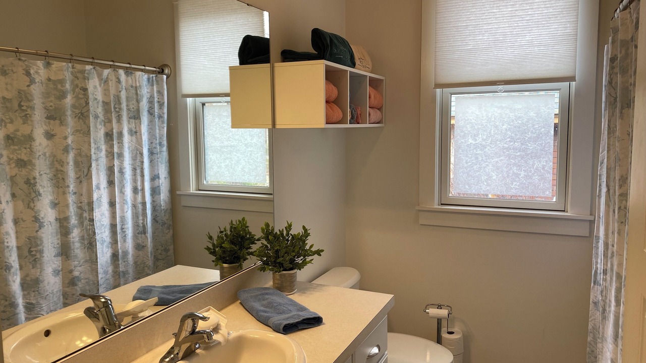 Photo of Bathroom in Summer Village
