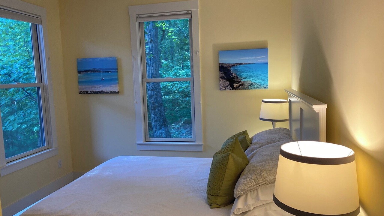 Photo of Bedroom in Summer Village