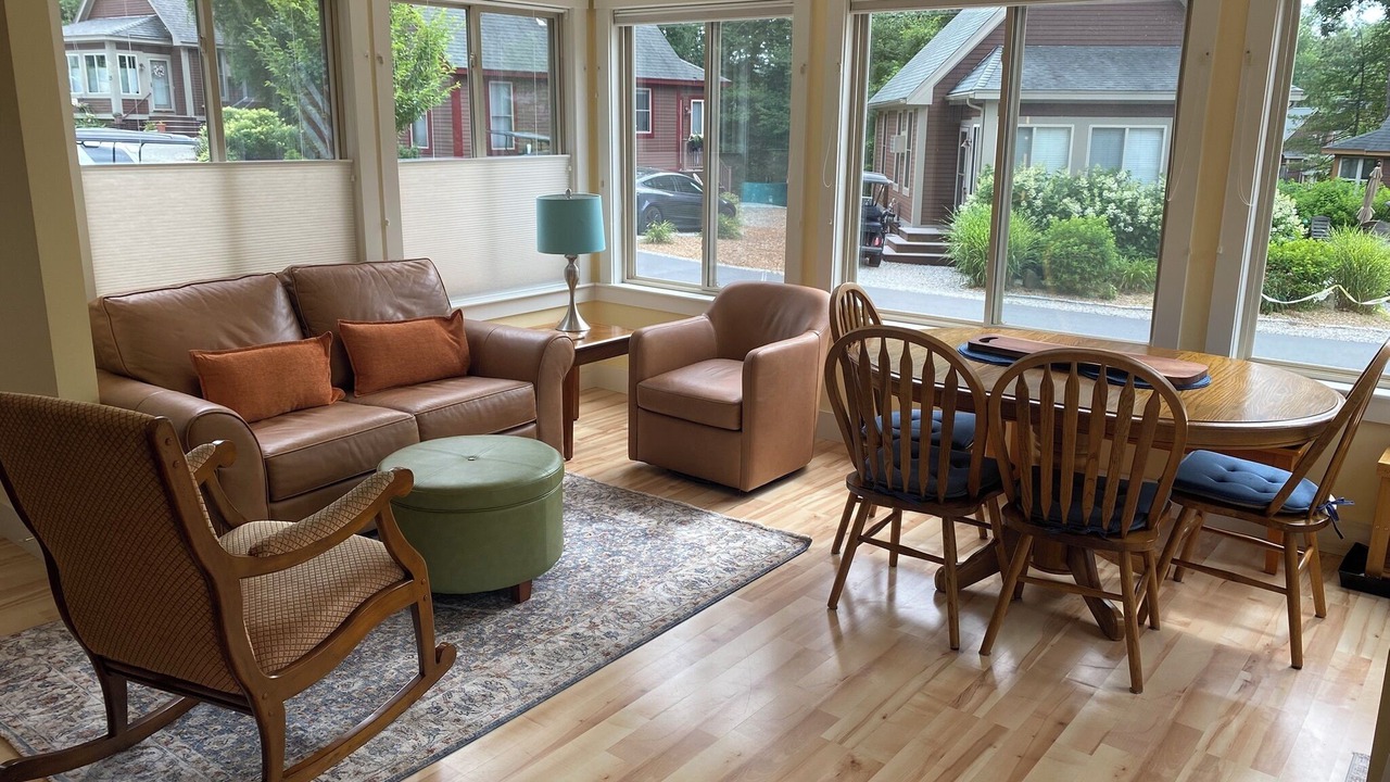 Photo of Livingroom in Summer Village