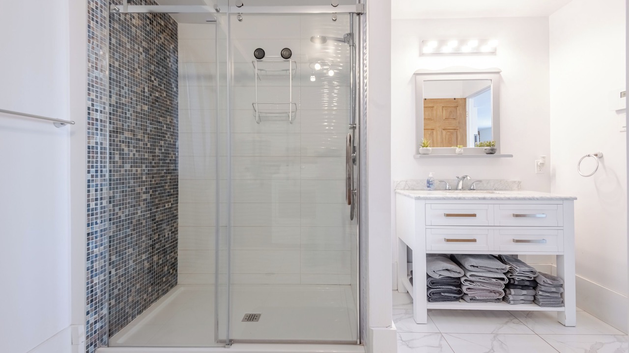 Photo of Bathroom in Saint-Andre-d'Argenteuil