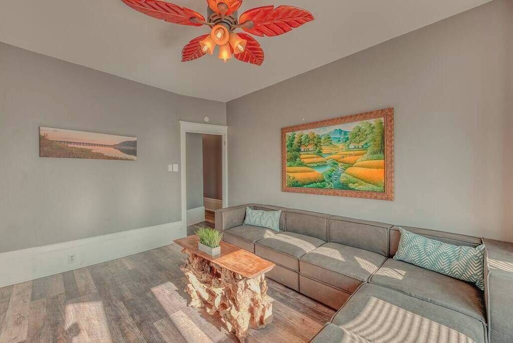 Photo of Livingroom in Harrisburg
