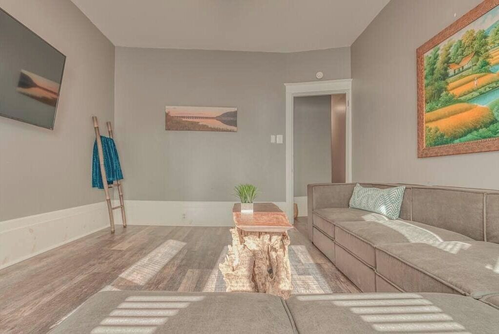 Photo of Livingroom in Harrisburg