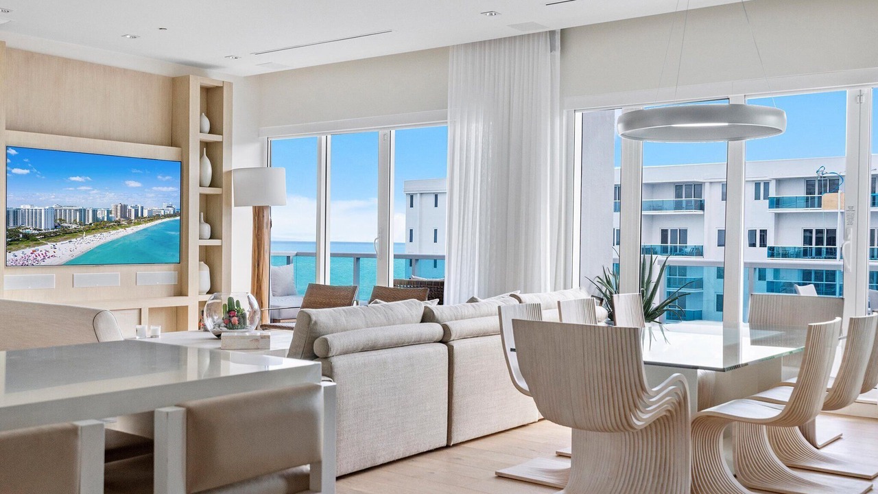 Photo of Others in South Beach