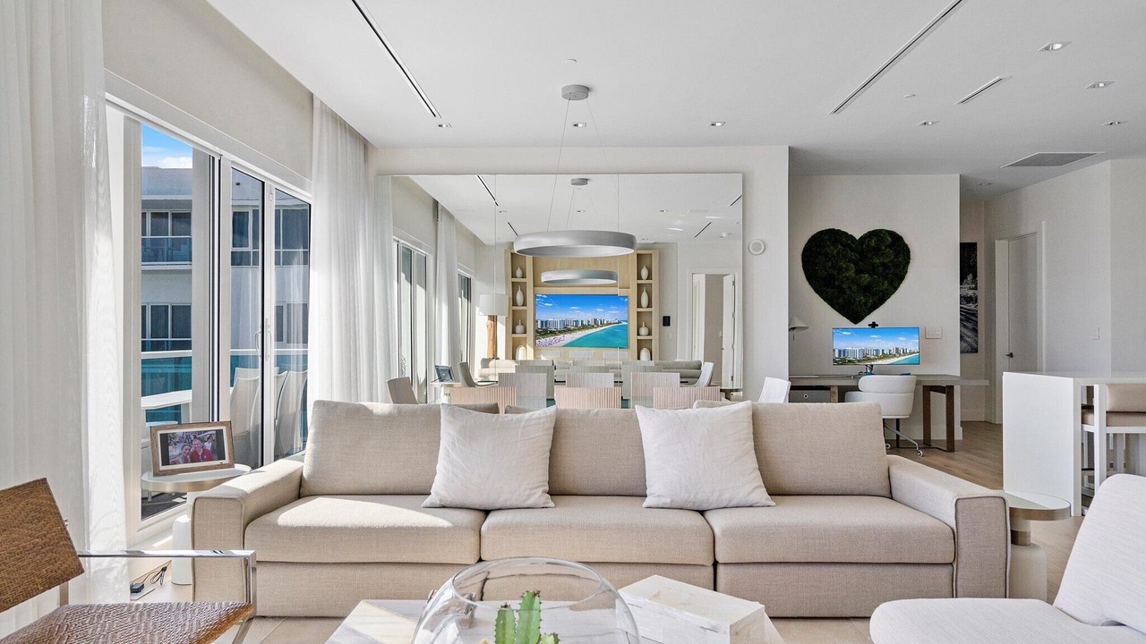 Photo of Livingroom in South Beach