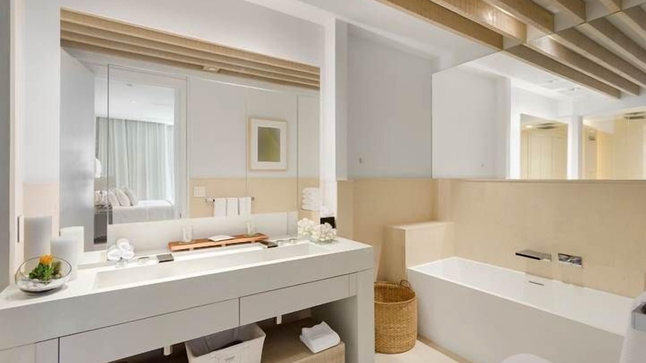 Photo of Bathroom in South Beach
