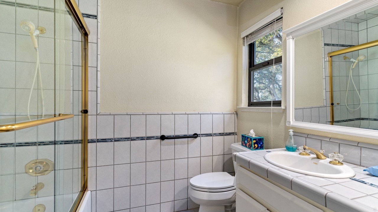 Photo of Bathroom in Iowa Hill