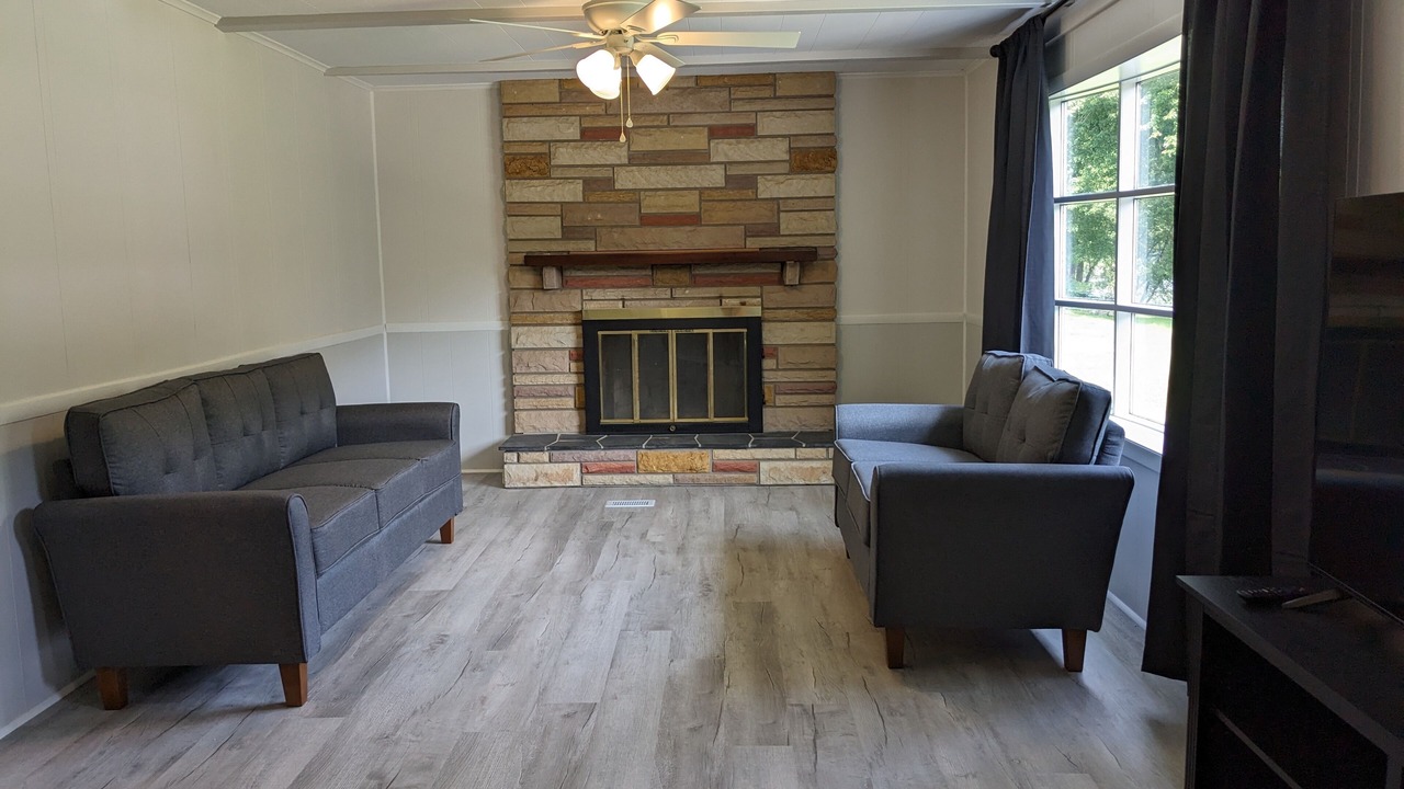 Photo of Livingroom in Tidioute