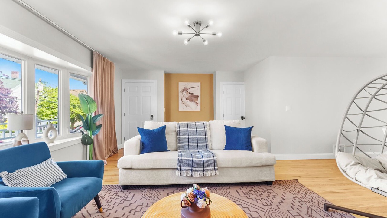 Photo of Livingroom in Constable Hook