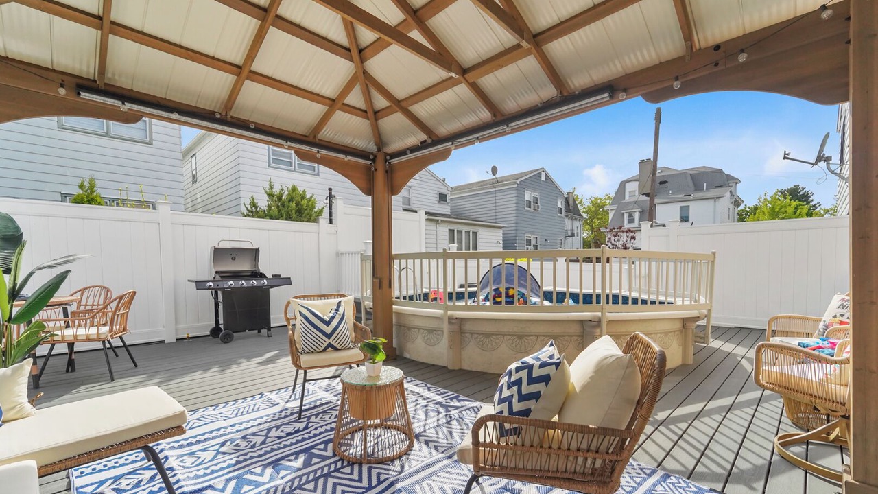 Photo of Patio Balcony in Constable Hook