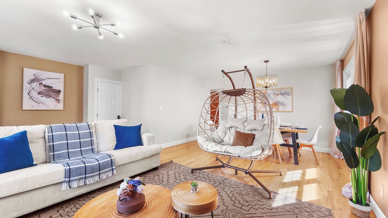 Photo of Livingroom in Constable Hook