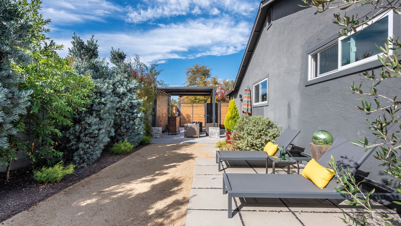Photo of Patio Balcony in Yountville